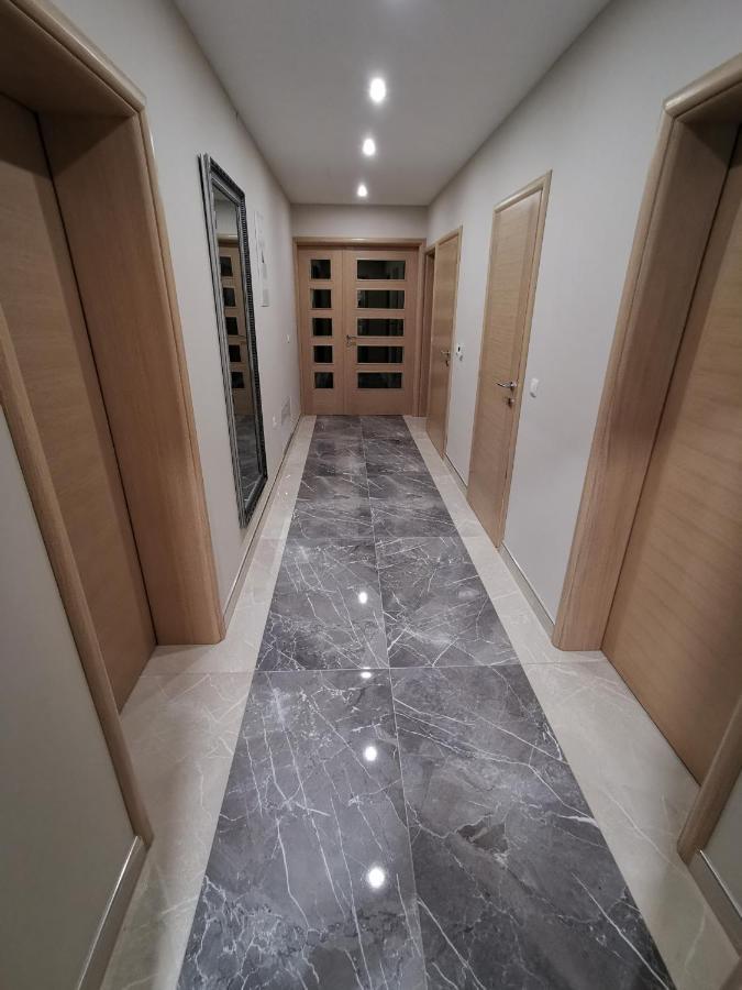 Apartman Bozur **** Satnica Dakovacka Exterior foto